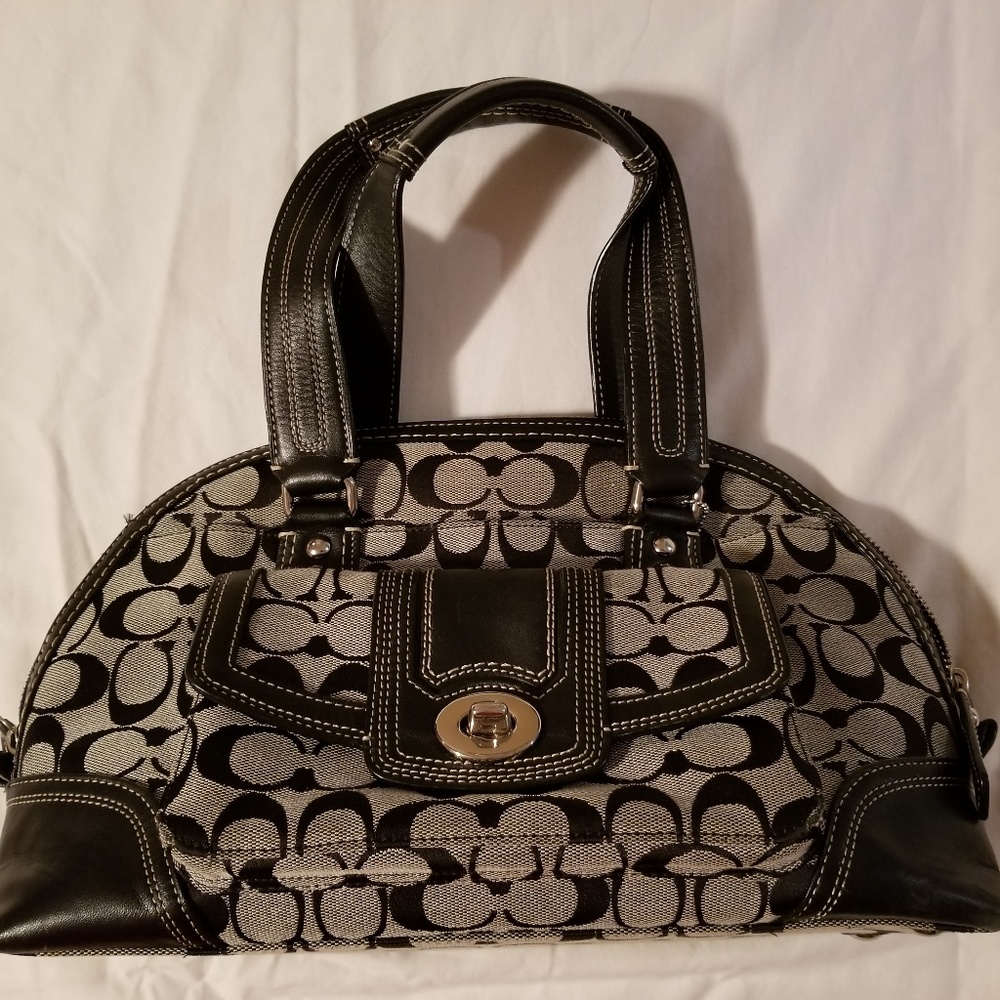 Coach HAMPTONS Black & Gray Signature Zip Satchel